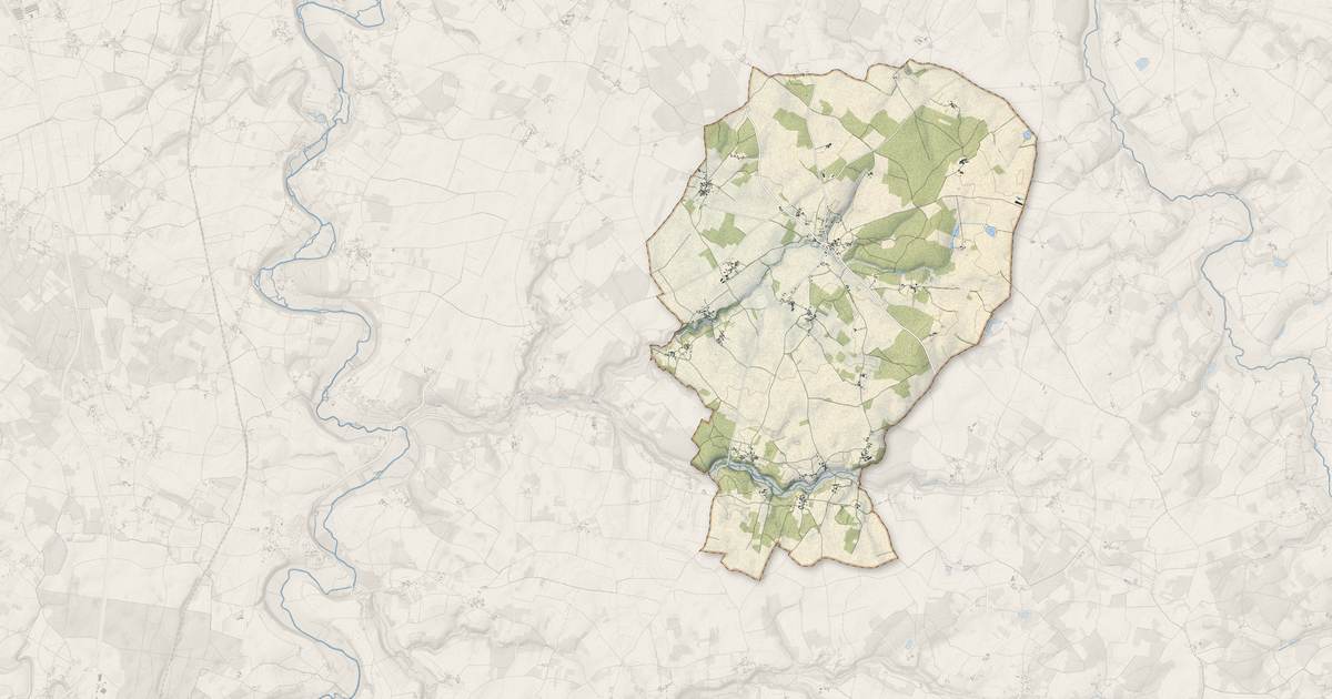 Portrait cartographique de Genouillé : relief, eau, forêts, bâti et voies, calculés à partir des données de l'IGN