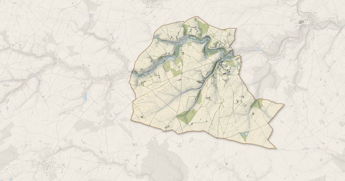 Portrait cartographique de Latillé : relief, eau, forêts, bâti et voies, calculés à partir des données de l'IGN