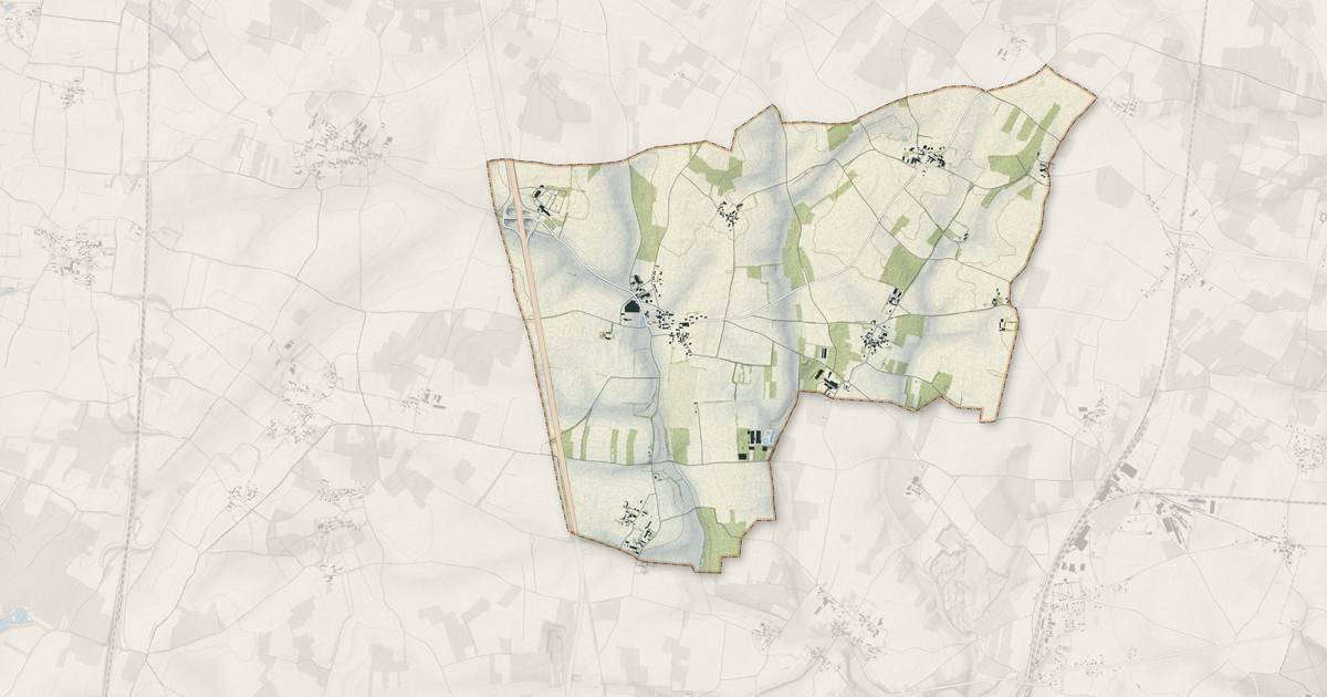 Portrait cartographique de Linazay : relief, eau, forêts, bâti et voies, calculés à partir des données de l'IGN