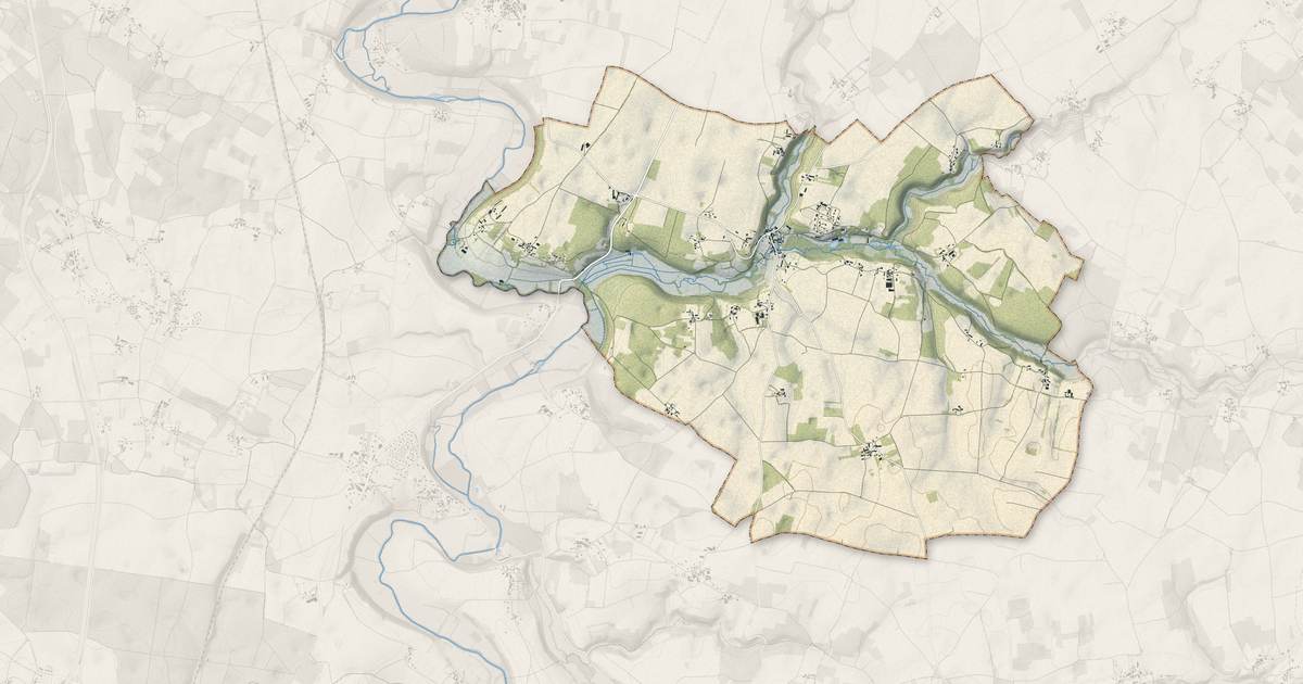 Portrait cartographique de Lizant : relief, eau, forêts, bâti et voies, calculés à partir des données de l'IGN