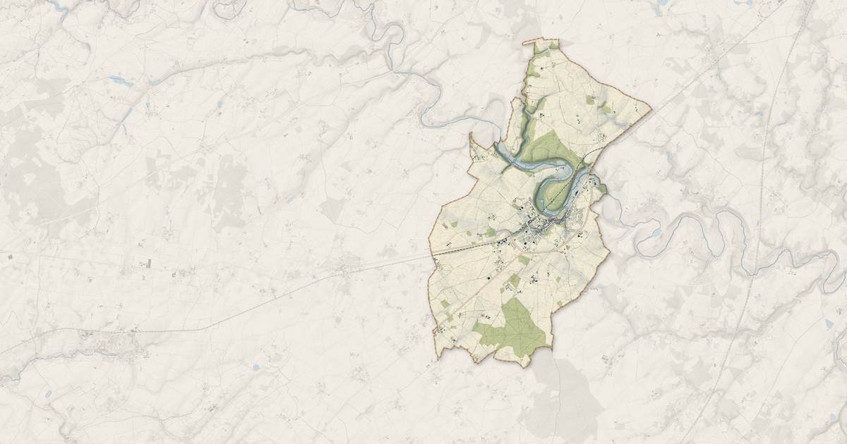 Portrait cartographique de Lusignan : relief, eau, forêts, bâti et voies, calculés à partir des données de l'IGN