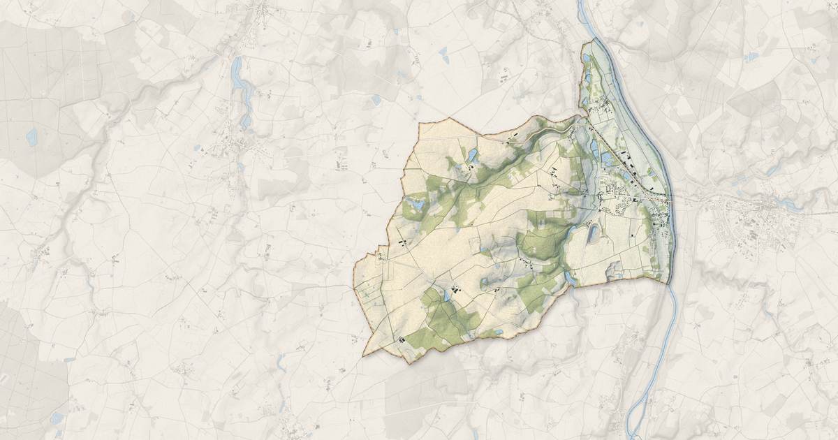 Portrait cartographique de Mazerolles : relief, eau, forêts, bâti et voies, calculés à partir des données de l'IGN