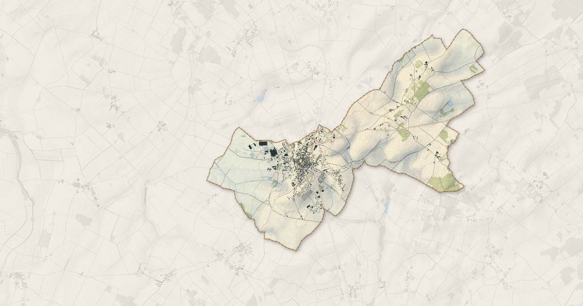 Portrait cartographique de Mirebeau : relief, eau, forêts, bâti et voies, calculés à partir des données de l'IGN