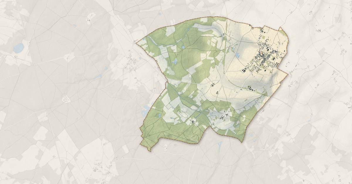 Portrait cartographique de Monts-sur-Guesnes : relief, eau, forêts, bâti et voies, calculés à partir des données de l'IGN