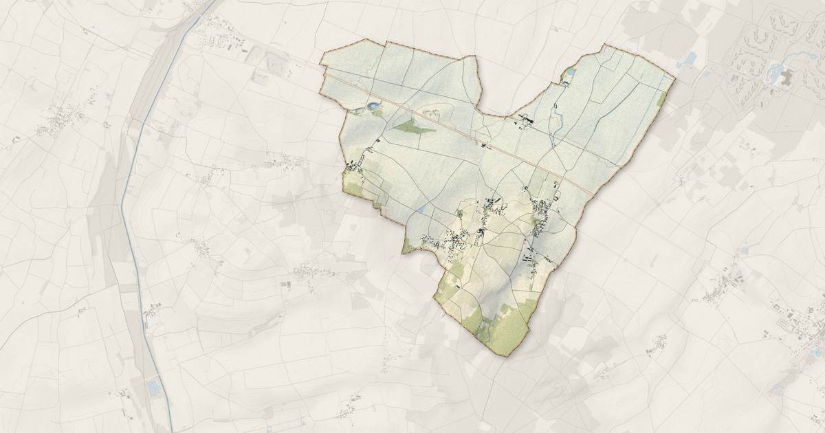 Portrait cartographique de Saint-Léger-de-Montbrillais : relief, eau, forêts, bâti et voies, calculés à partir des données de l'IGN