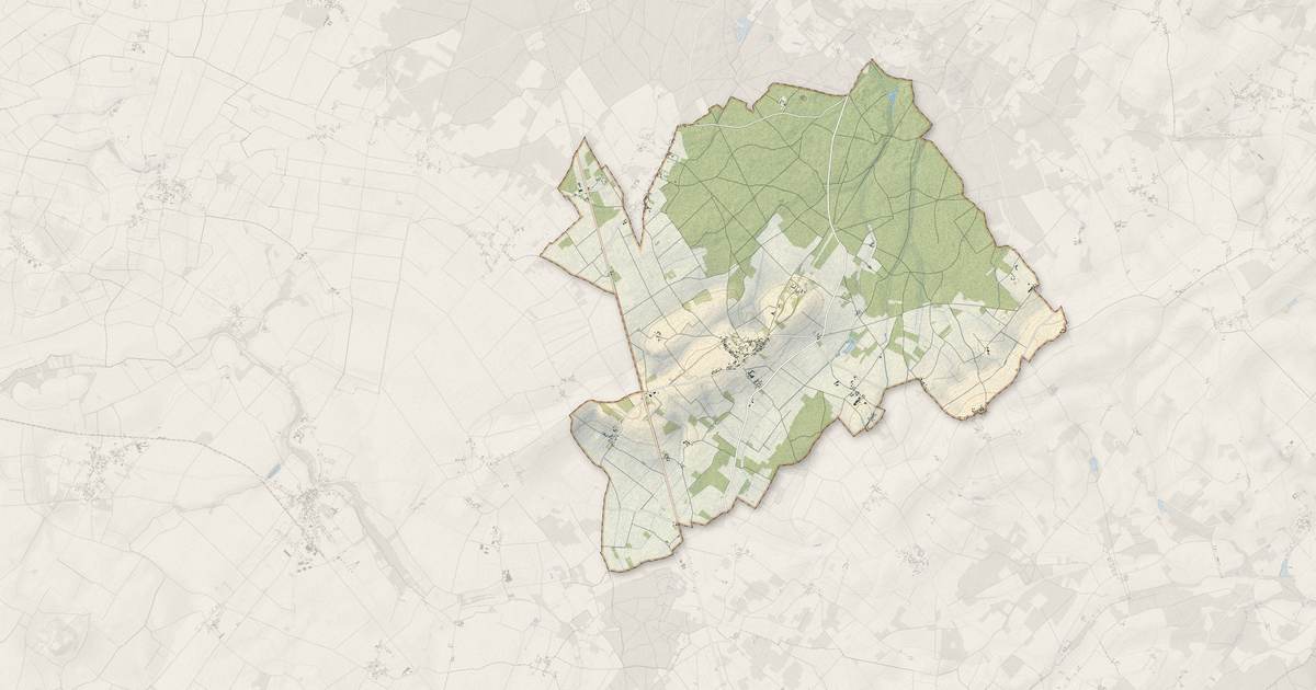 Portrait cartographique de Verrue : relief, eau, forêts, bâti et voies, calculés à partir des données de l'IGN