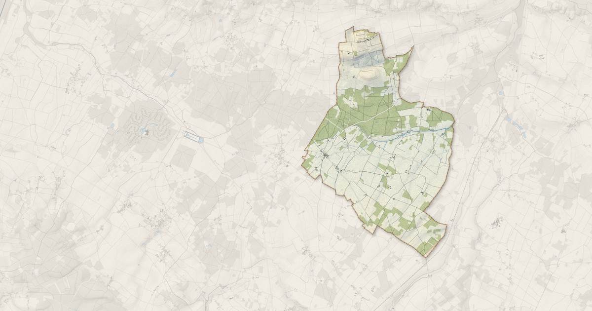 Portrait cartographique de Vézières : relief, eau, forêts, bâti et voies, calculés à partir des données de l'IGN