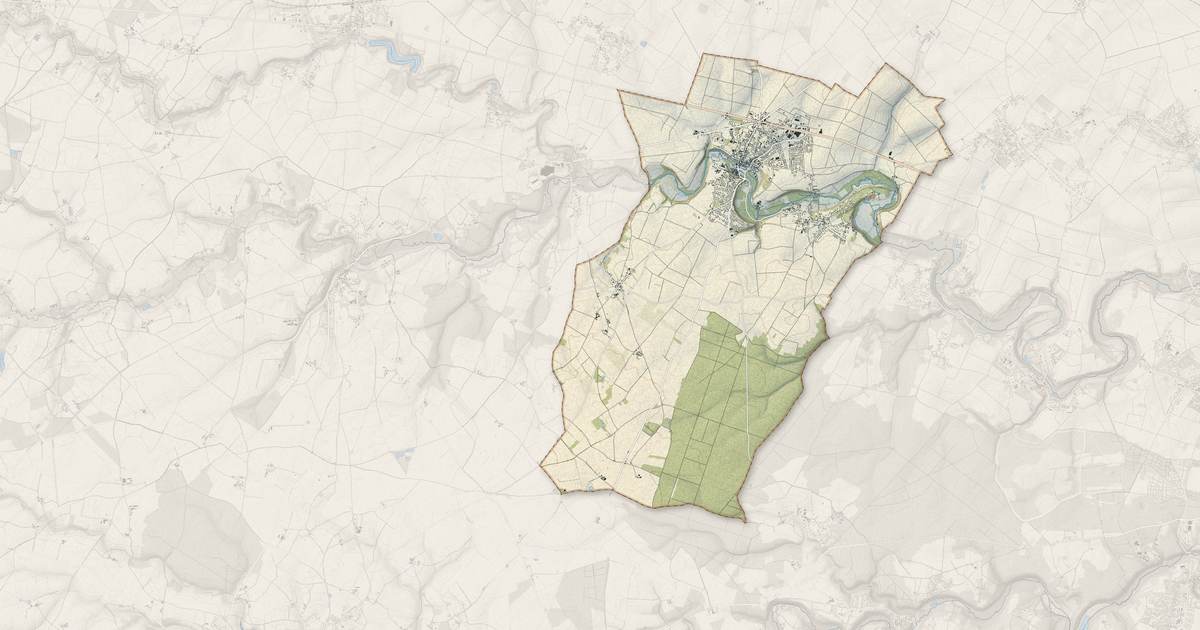 Portrait cartographique de Vouillé : relief, eau, forêts, bâti et voies, calculés à partir des données de l'IGN