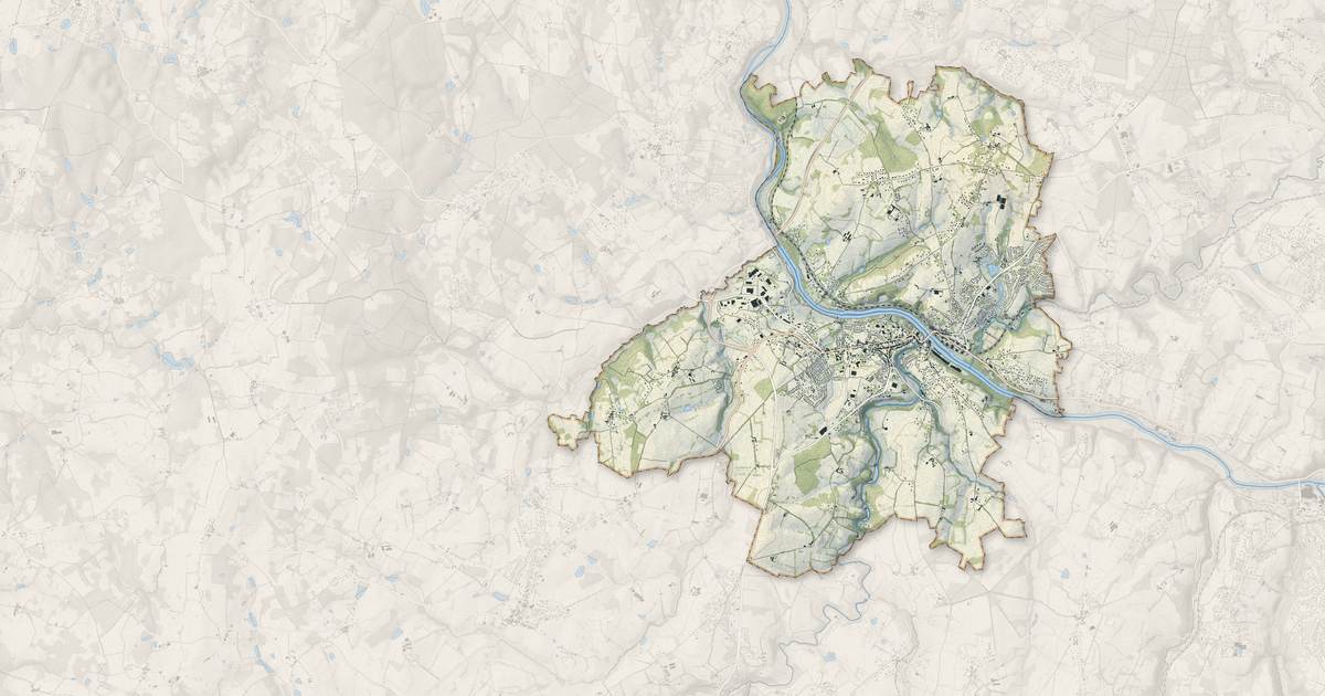 Portrait cartographique de Aixe-sur-Vienne : relief, eau, forêts, bâti et voies, calculés à partir des données de l'IGN