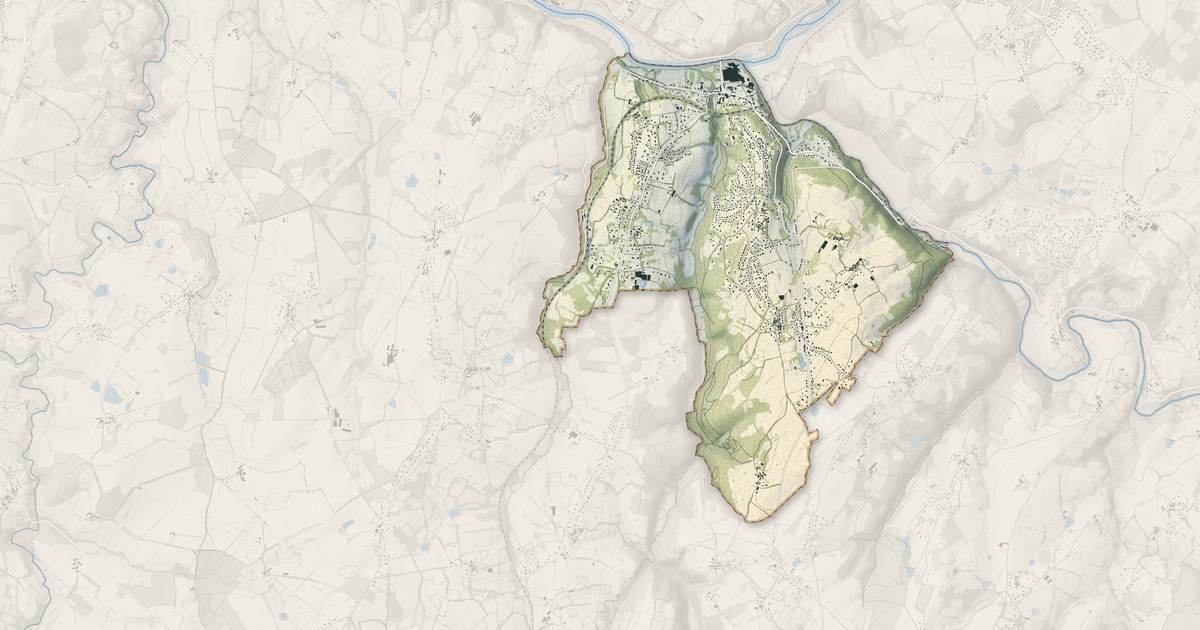 Portrait cartographique de Bosmie-l'Aiguille : relief, eau, forêts, bâti et voies, calculés à partir des données de l'IGN