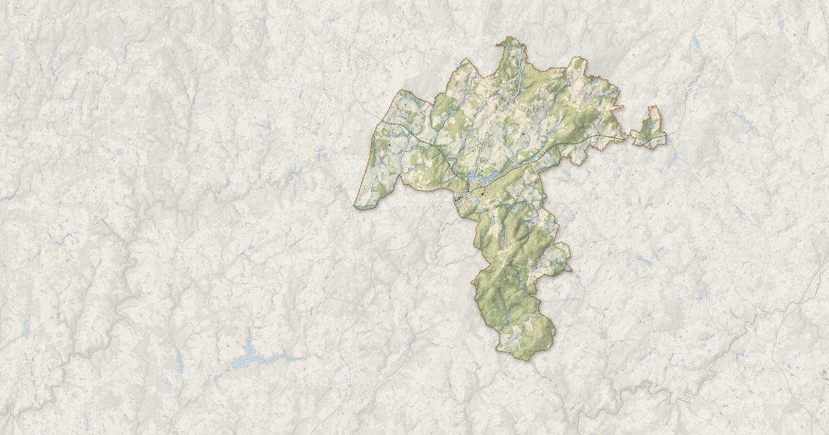 Portrait cartographique de Bussière-Galant : relief, eau, forêts, bâti et voies, calculés à partir des données de l'IGN