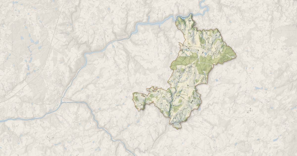 Portrait cartographique de Le Châtenet-en-Dognon : relief, eau, forêts, bâti et voies, calculés à partir des données de l'IGN