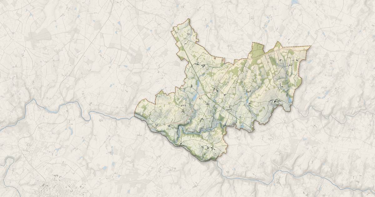 Portrait cartographique de Droux : relief, eau, forêts, bâti et voies, calculés à partir des données de l'IGN