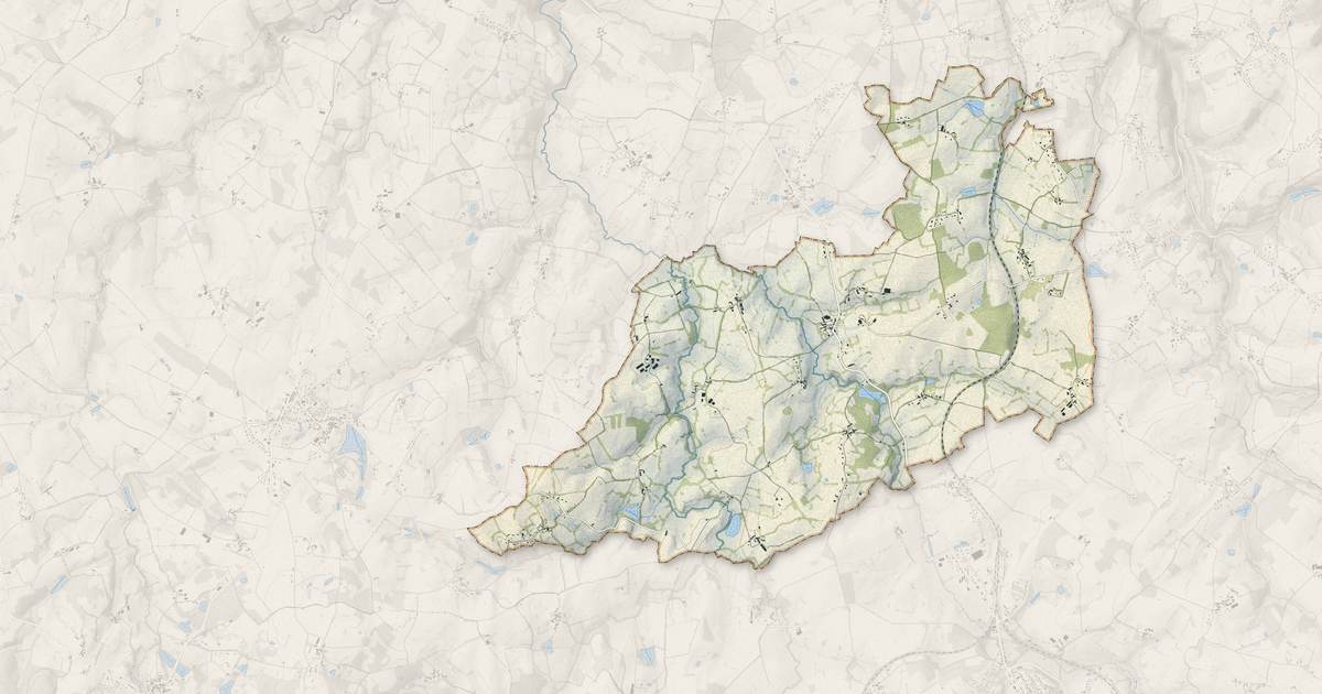 Portrait cartographique de Meilhac : relief, eau, forêts, bâti et voies, calculés à partir des données de l'IGN