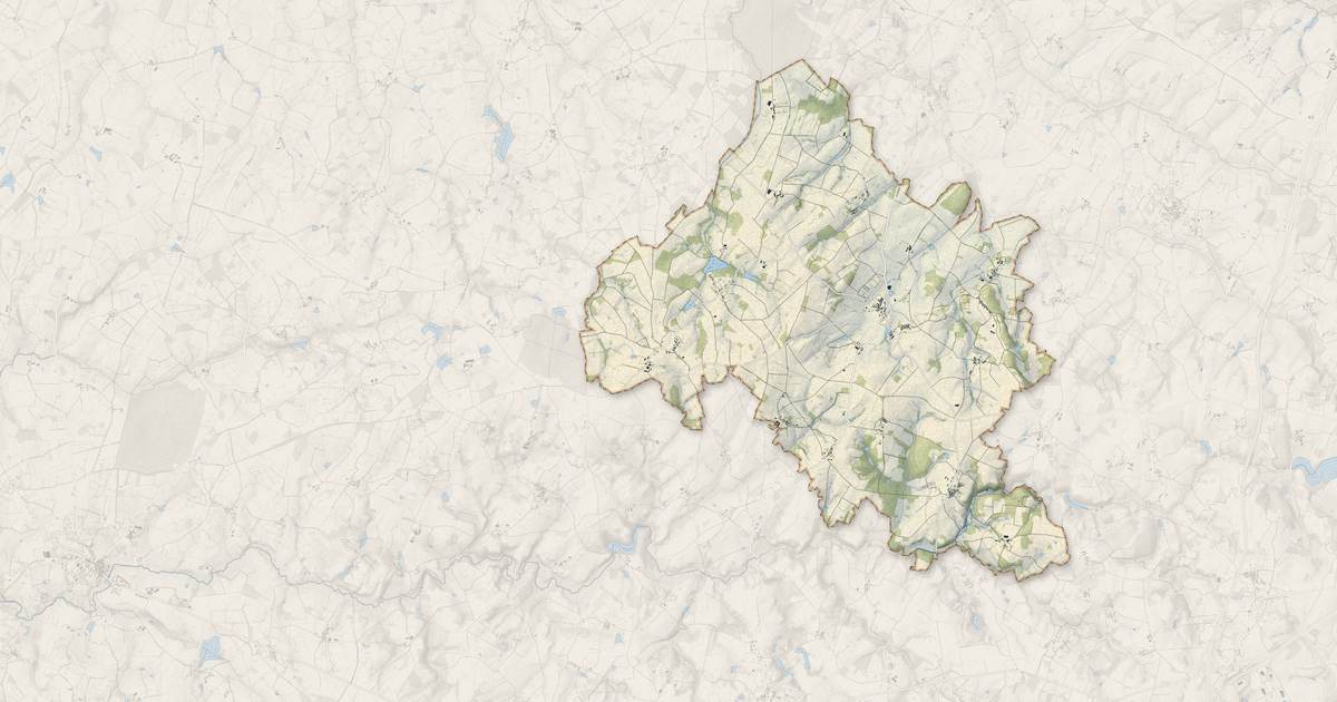 Portrait cartographique de Saint-Hilaire-la-Treille : relief, eau, forêts, bâti et voies, calculés à partir des données de l'IGN