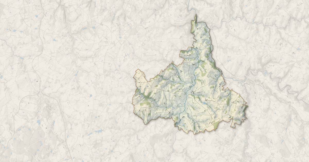 Portrait cartographique de Saint-Jean-Ligoure : relief, eau, forêts, bâti et voies, calculés à partir des données de l'IGN