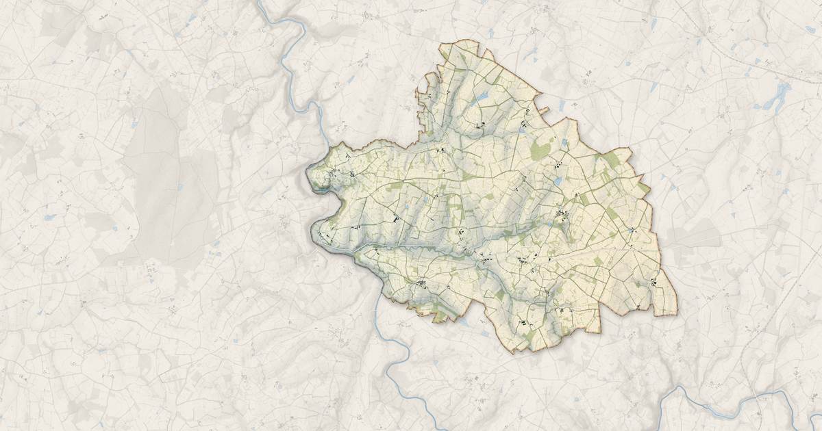 Portrait cartographique de Saint-Sornin-la-Marche : relief, eau, forêts, bâti et voies, calculés à partir des données de l'IGN