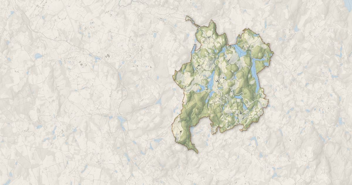 Portrait cartographique de Thouron : relief, eau, forêts, bâti et voies, calculés à partir des données de l'IGN
