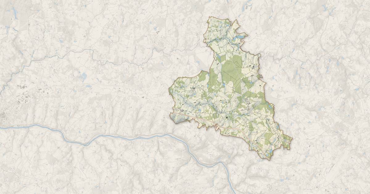 Portrait cartographique de Veyrac : relief, eau, forêts, bâti et voies, calculés à partir des données de l'IGN