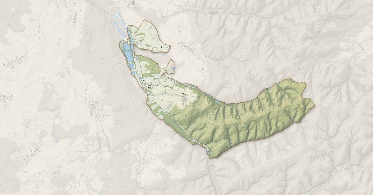 Portrait cartographique de Autrey : relief, eau, forêts, bâti et voies, calculés à partir des données de l'IGN