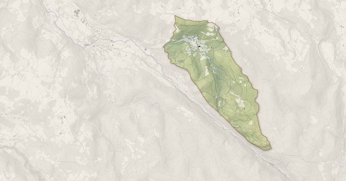 Portrait cartographique de Barbey-Seroux : relief, eau, forêts, bâti et voies, calculés à partir des données de l'IGN