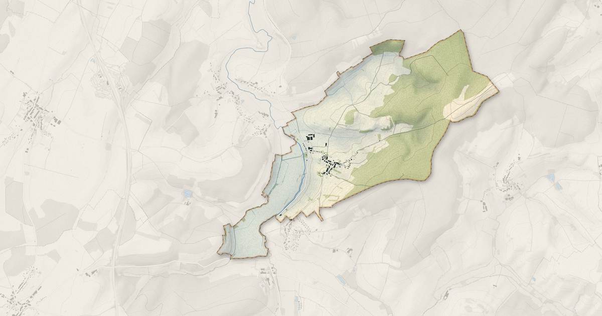 Portrait cartographique de Belmont-sur-Vair : relief, eau, forêts, bâti et voies, calculés à partir des données de l'IGN