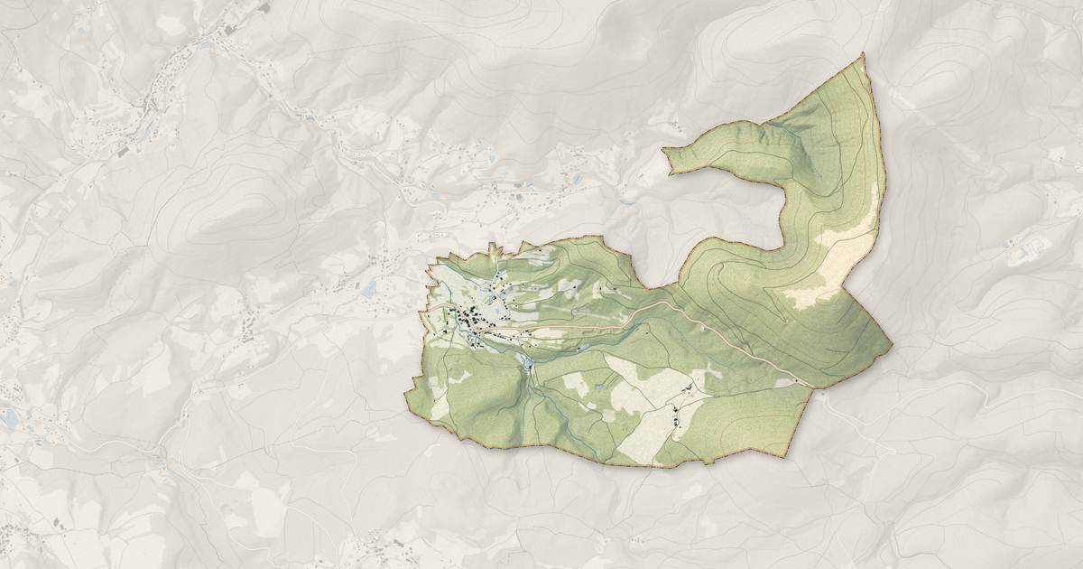 Portrait cartographique de Belval : relief, eau, forêts, bâti et voies, calculés à partir des données de l'IGN