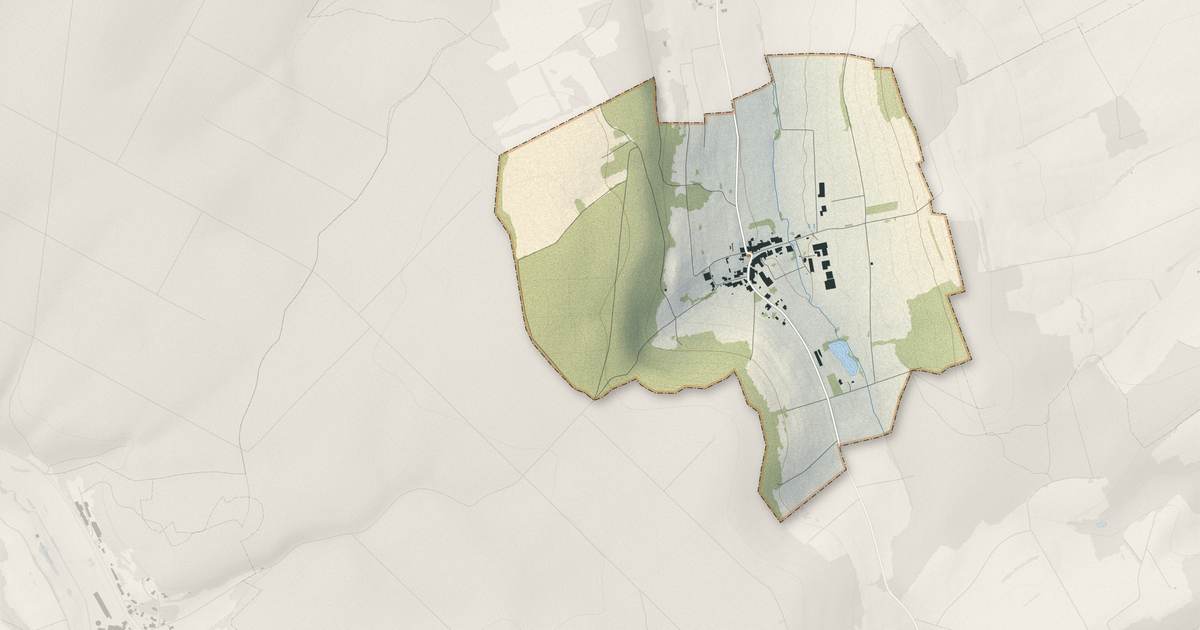 Portrait cartographique de Courcelles-sous-Châtenois : relief, eau, forêts, bâti et voies, calculés à partir des données de l'IGN