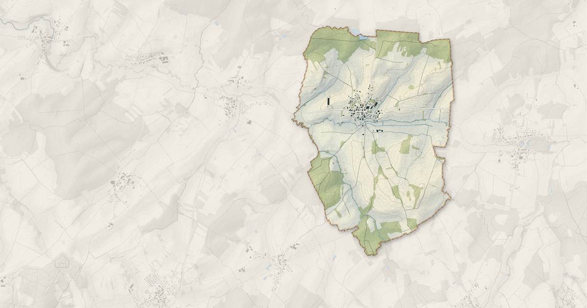 Portrait cartographique de Dompierre : relief, eau, forêts, bâti et voies, calculés à partir des données de l'IGN
