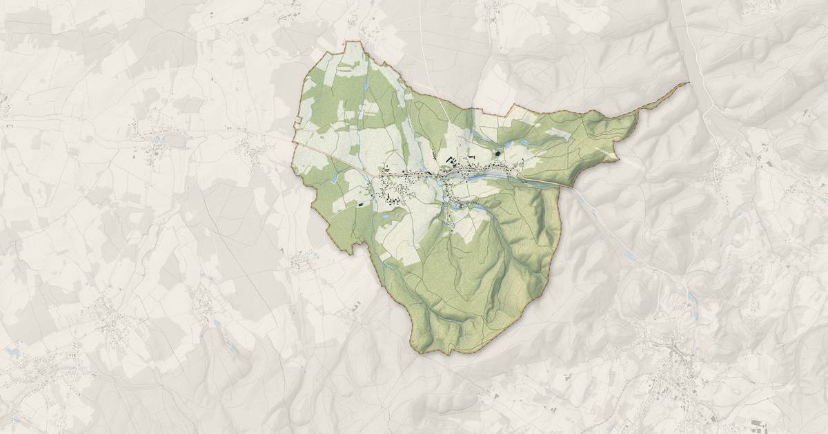 Portrait cartographique de Grandvillers : relief, eau, forêts, bâti et voies, calculés à partir des données de l'IGN