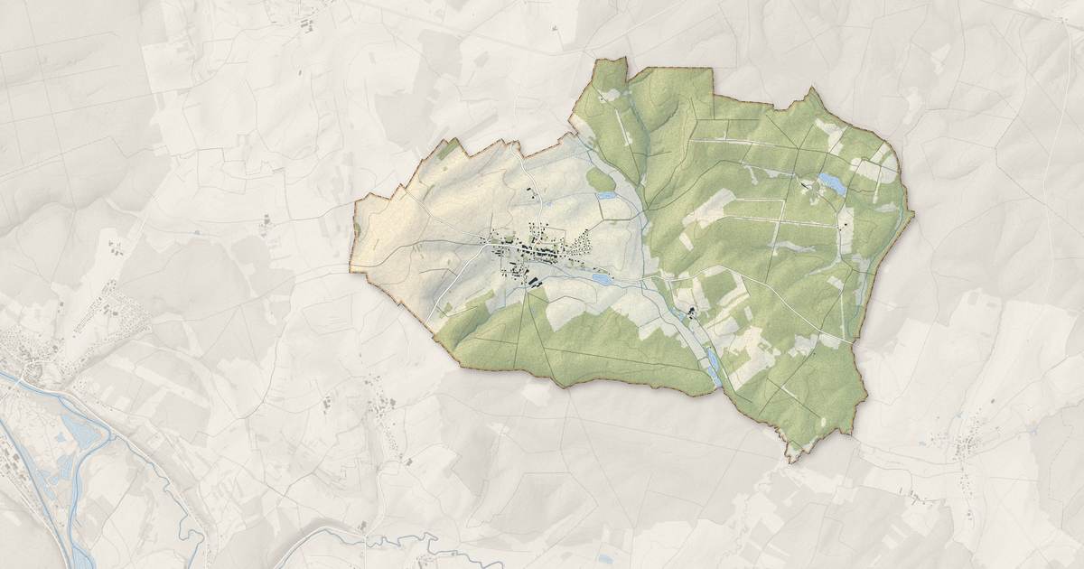Portrait cartographique de Hadigny-les-Verrières : relief, eau, forêts, bâti et voies, calculés à partir des données de l'IGN