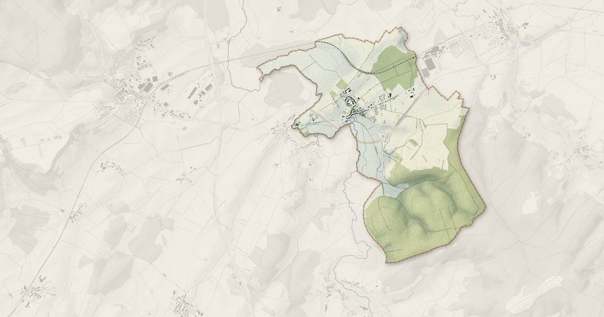 Portrait cartographique de Houécourt : relief, eau, forêts, bâti et voies, calculés à partir des données de l'IGN