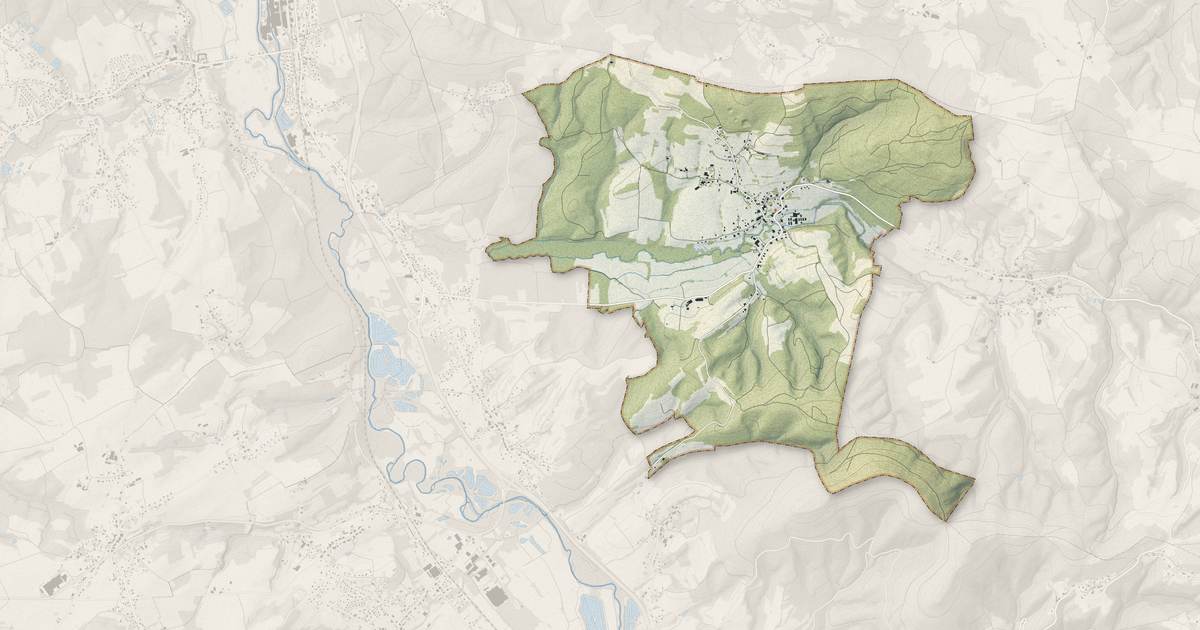 Portrait cartographique de Hurbache : relief, eau, forêts, bâti et voies, calculés à partir des données de l'IGN