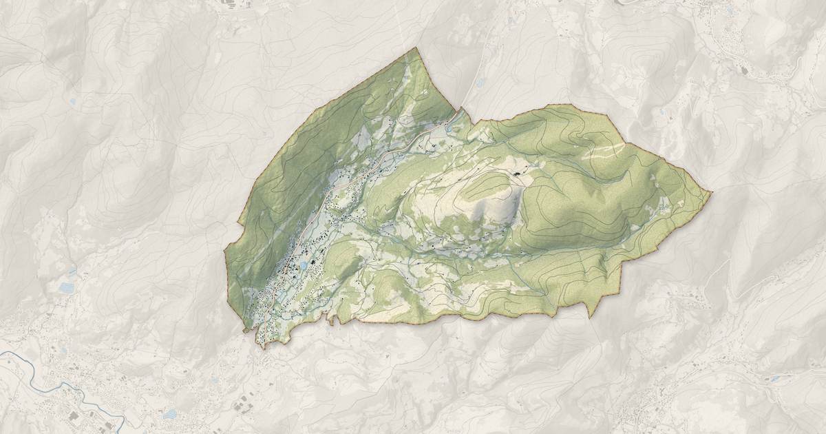 Portrait cartographique de Le Ménil : relief, eau, forêts, bâti et voies, calculés à partir des données de l'IGN