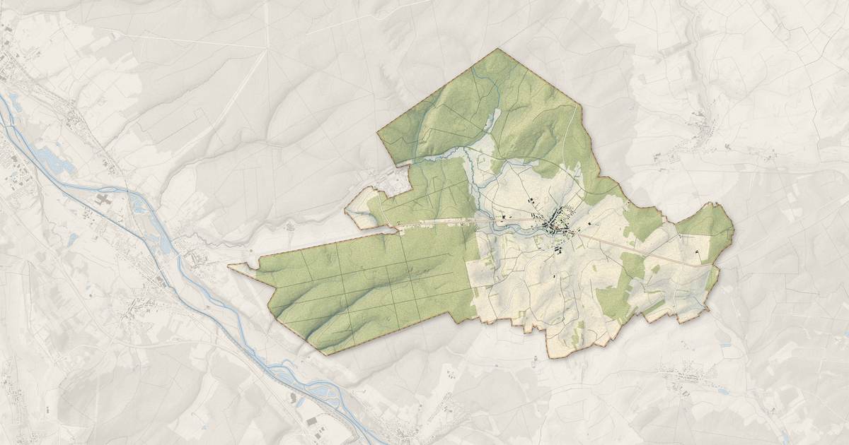 Portrait cartographique de Moriville : relief, eau, forêts, bâti et voies, calculés à partir des données de l'IGN