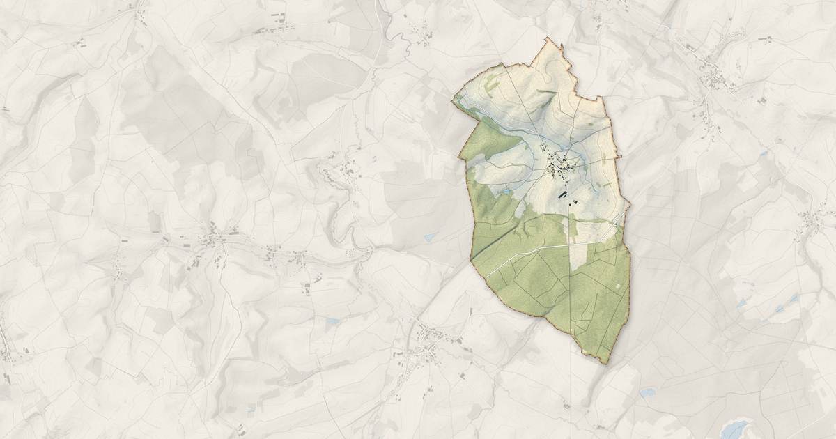 Portrait cartographique de Pierrefitte : relief, eau, forêts, bâti et voies, calculés à partir des données de l'IGN