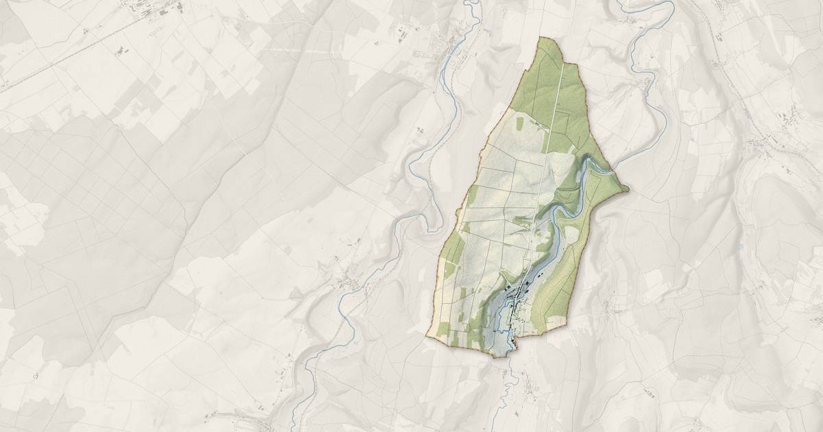 Portrait cartographique de Pompierre : relief, eau, forêts, bâti et voies, calculés à partir des données de l'IGN