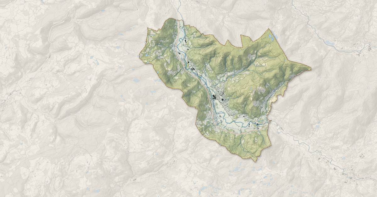 Portrait cartographique de Rupt-sur-Moselle : relief, eau, forêts, bâti et voies, calculés à partir des données de l'IGN