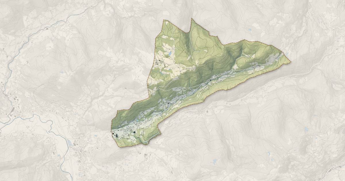 Portrait cartographique de Sapois : relief, eau, forêts, bâti et voies, calculés à partir des données de l'IGN