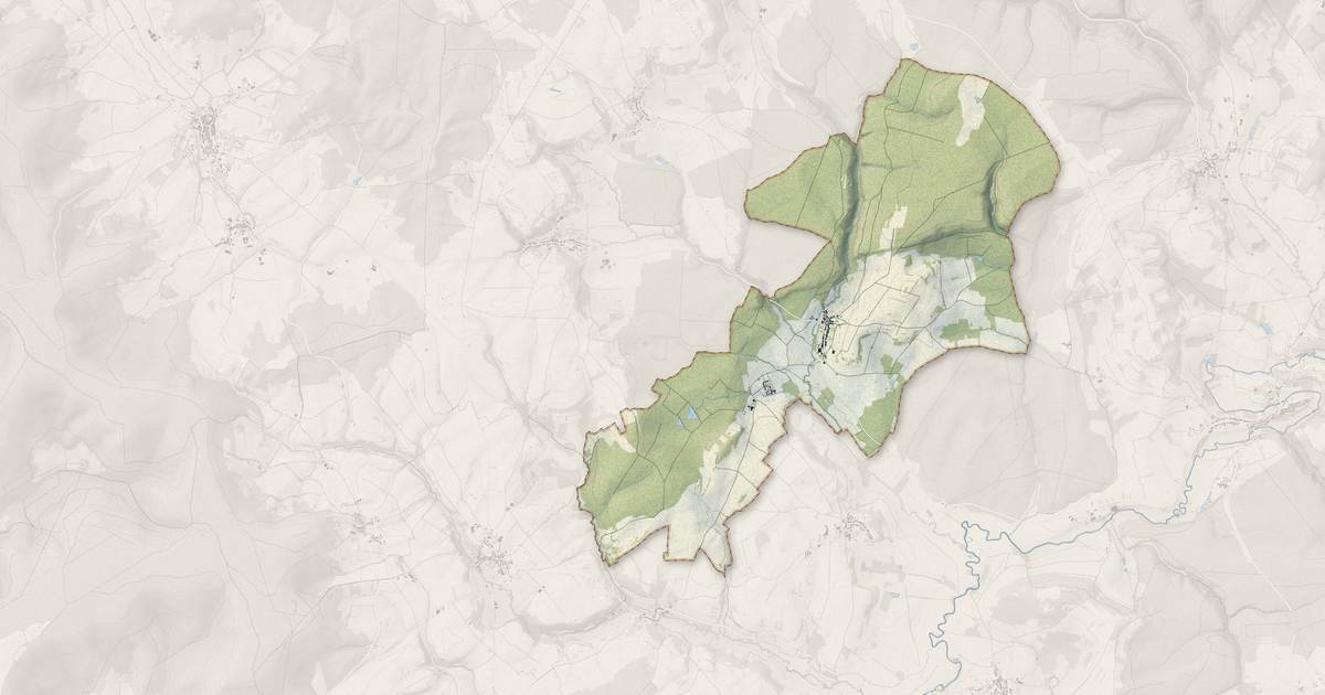 Portrait cartographique de Tignécourt : relief, eau, forêts, bâti et voies, calculés à partir des données de l'IGN
