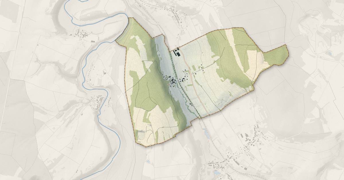 Portrait cartographique de Tilleux : relief, eau, forêts, bâti et voies, calculés à partir des données de l'IGN