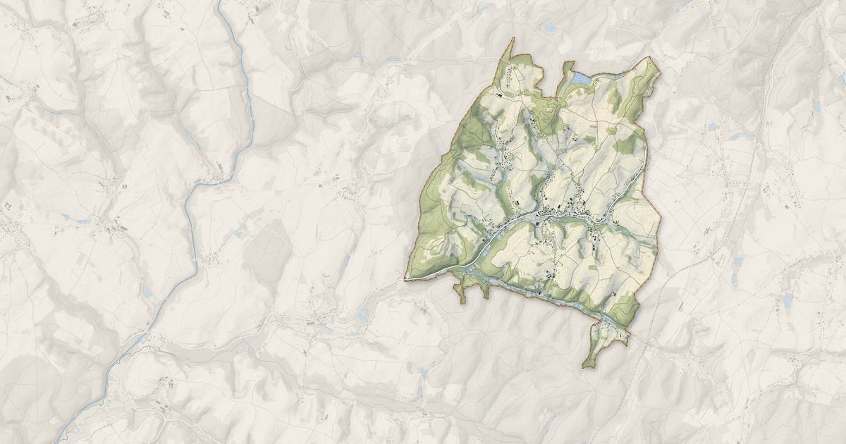 Portrait cartographique de Uriménil : relief, eau, forêts, bâti et voies, calculés à partir des données de l'IGN
