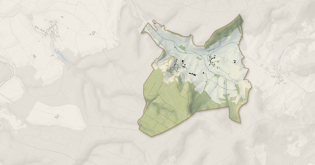 Portrait cartographique de La Vacheresse-et-la-Rouillie : relief, eau, forêts, bâti et voies, calculés à partir des données de l'IGN