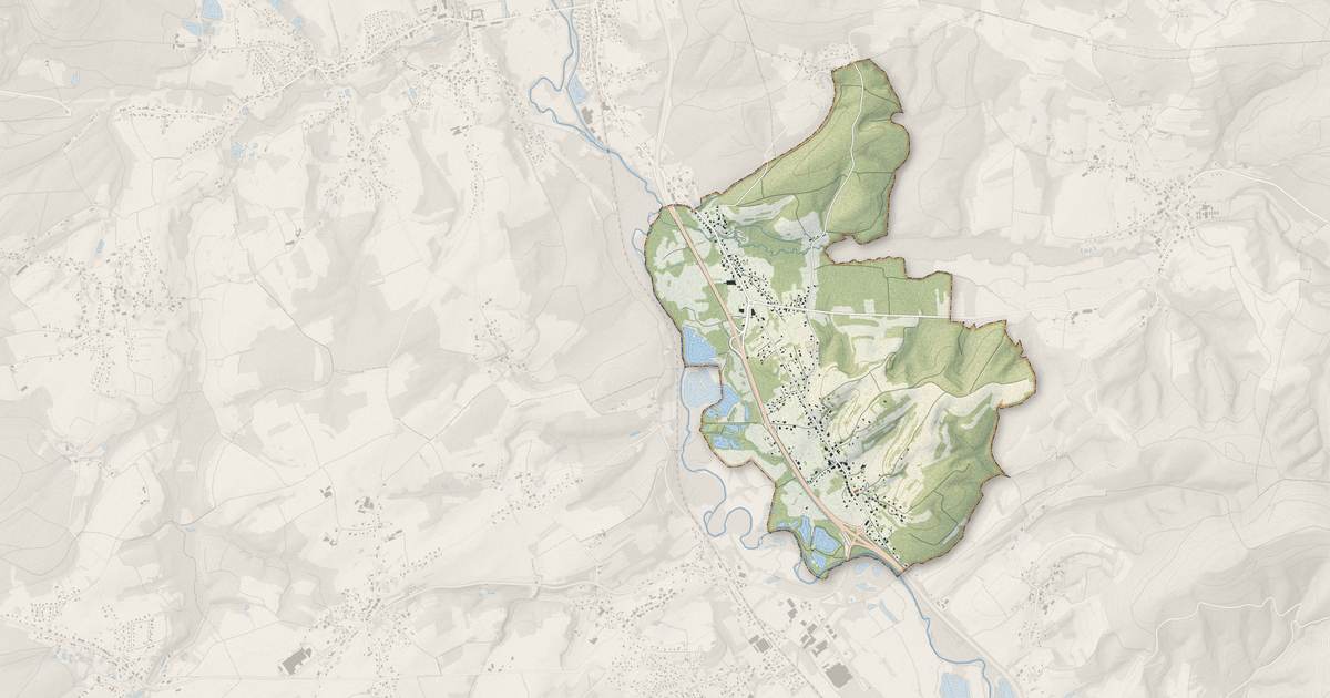 Portrait cartographique de La Voivre : relief, eau, forêts, bâti et voies, calculés à partir des données de l'IGN