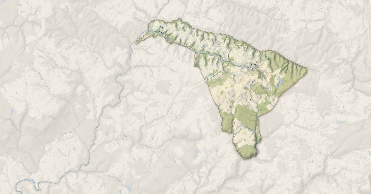 Portrait cartographique de Xertigny : relief, eau, forêts, bâti et voies, calculés à partir des données de l'IGN