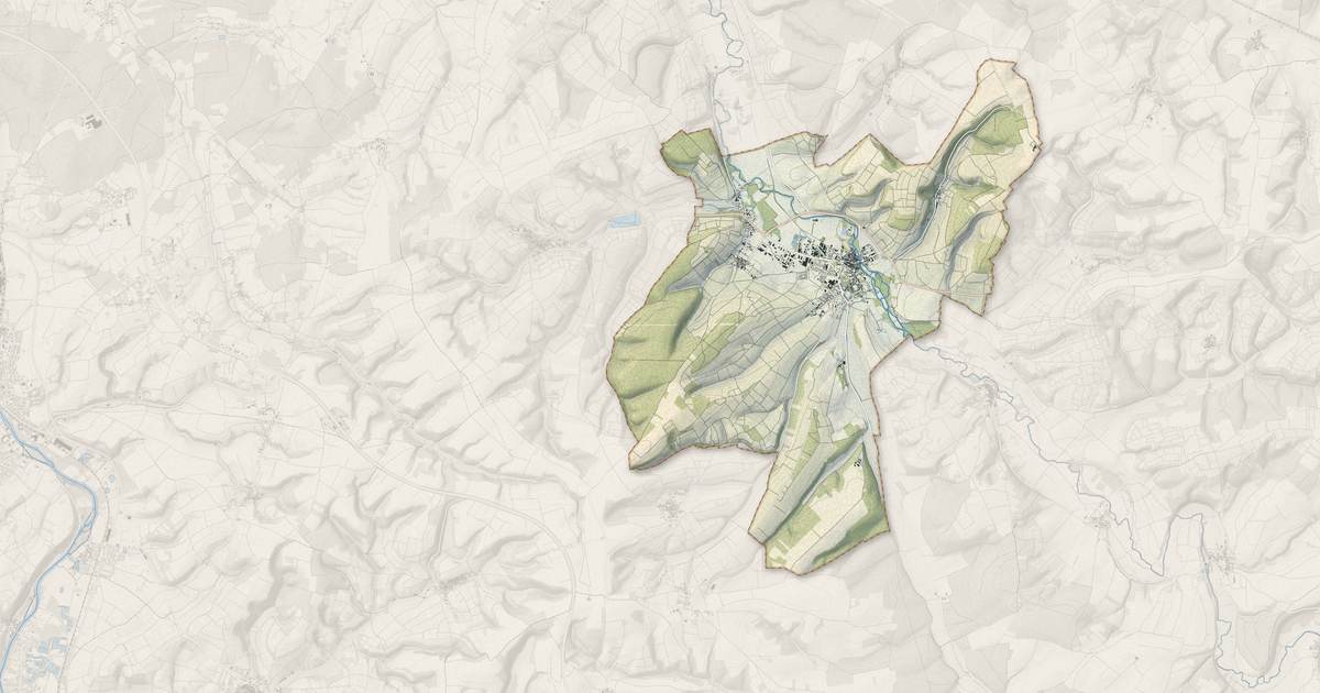 Portrait cartographique de Chablis : relief, eau, forêts, bâti et voies, calculés à partir des données de l'IGN