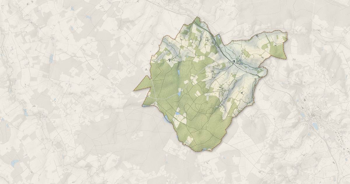 Portrait cartographique de Dracy : relief, eau, forêts, bâti et voies, calculés à partir des données de l'IGN