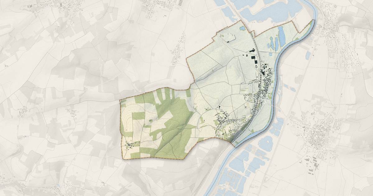 Portrait cartographique de Étigny : relief, eau, forêts, bâti et voies, calculés à partir des données de l'IGN