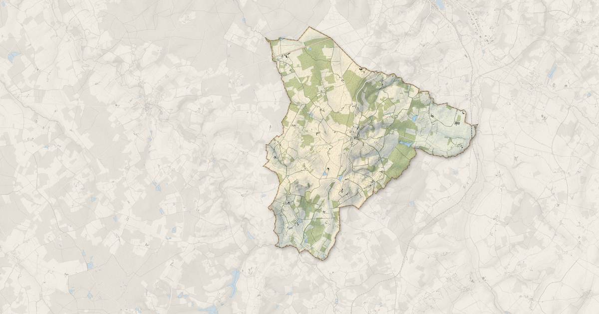 Portrait cartographique de Fontaines : relief, eau, forêts, bâti et voies, calculés à partir des données de l'IGN