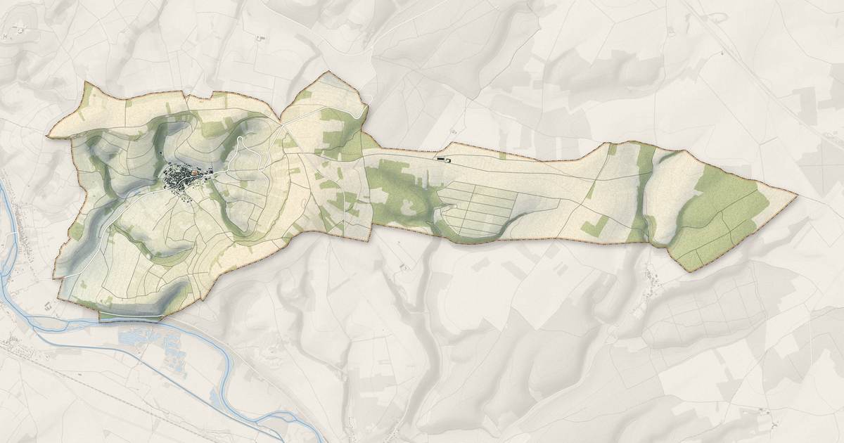 Portrait cartographique de Irancy : relief, eau, forêts, bâti et voies, calculés à partir des données de l'IGN